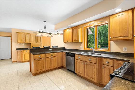 2548 Lower Lake Road, photo 8