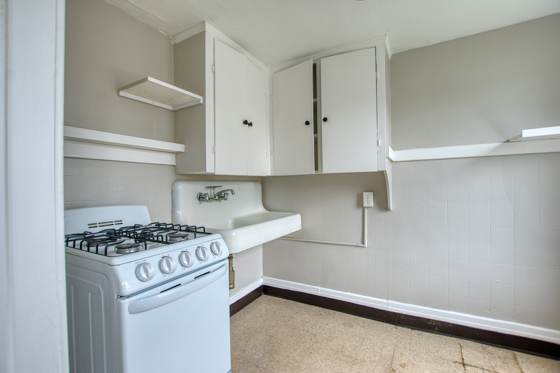 504 Brooks Ave, photo 14