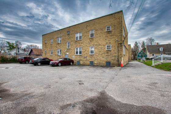 504 Brooks Ave, photo 24