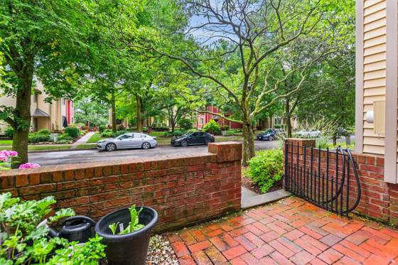 71 Cornhill Place #71, photo 28
