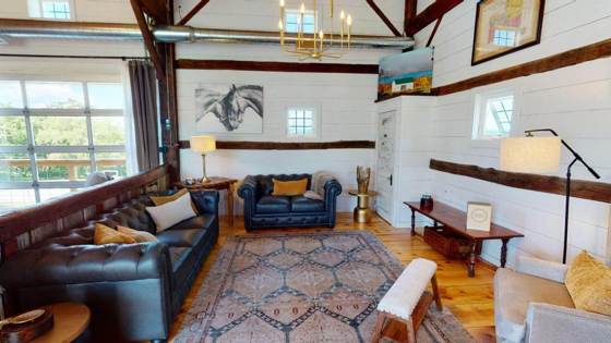 Vineyard Guest Barn, photo 4