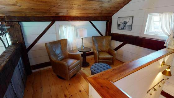Vineyard Guest Barn, photo 8